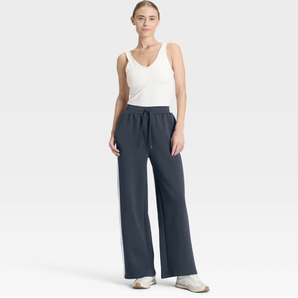 a new day Women's Navy & Cream Airy Sleek Wide-Leg Pants Size XL